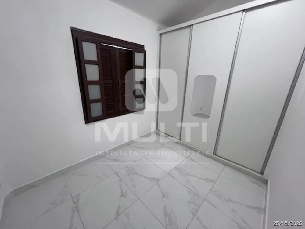 Casa, 3 quartos, 180 m² - Foto 2