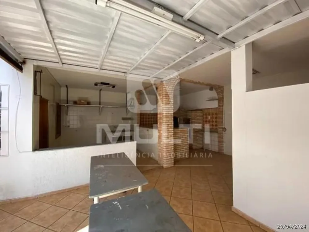 Casa, 3 quartos, 234 m² - Foto 9
