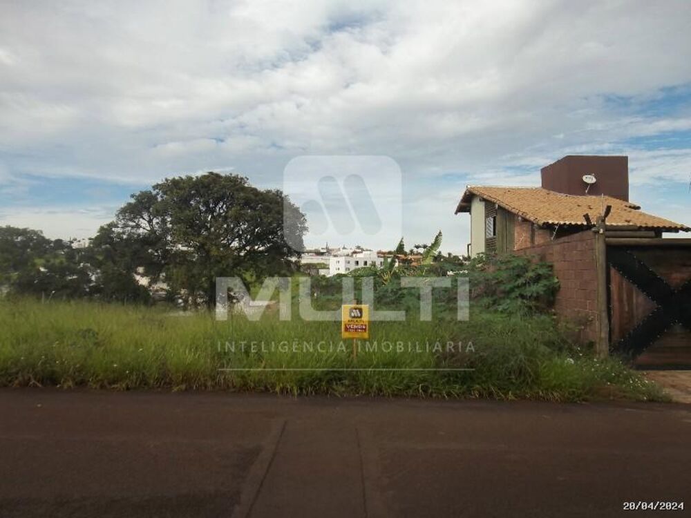 Terreno, 300 m² - Foto 2