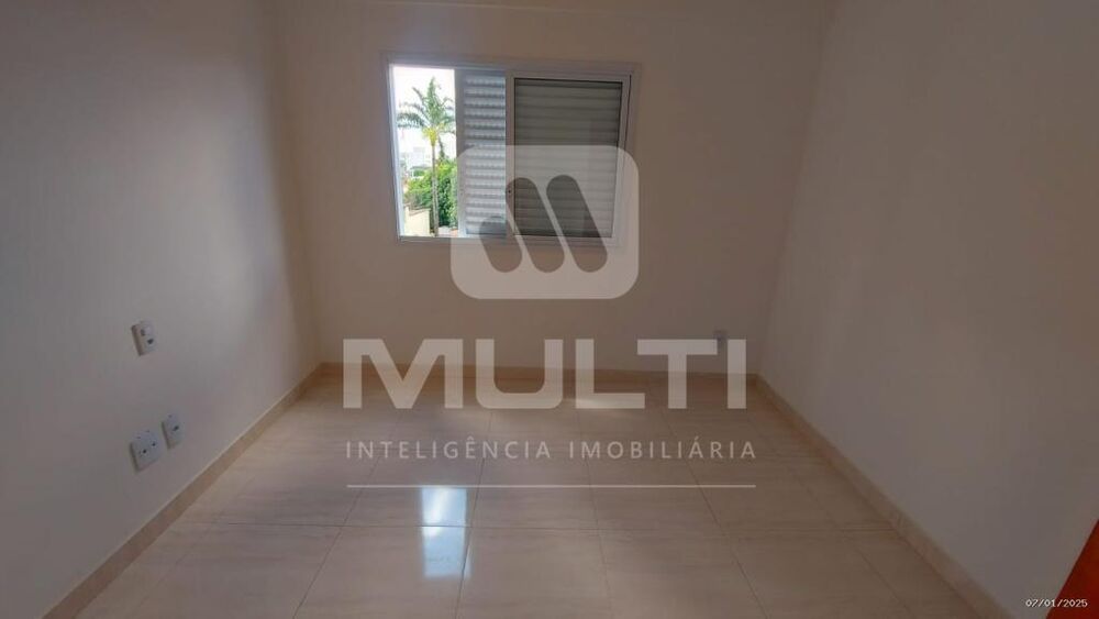 Apartamento à venda com 3 quartos, 94m² - Foto 7