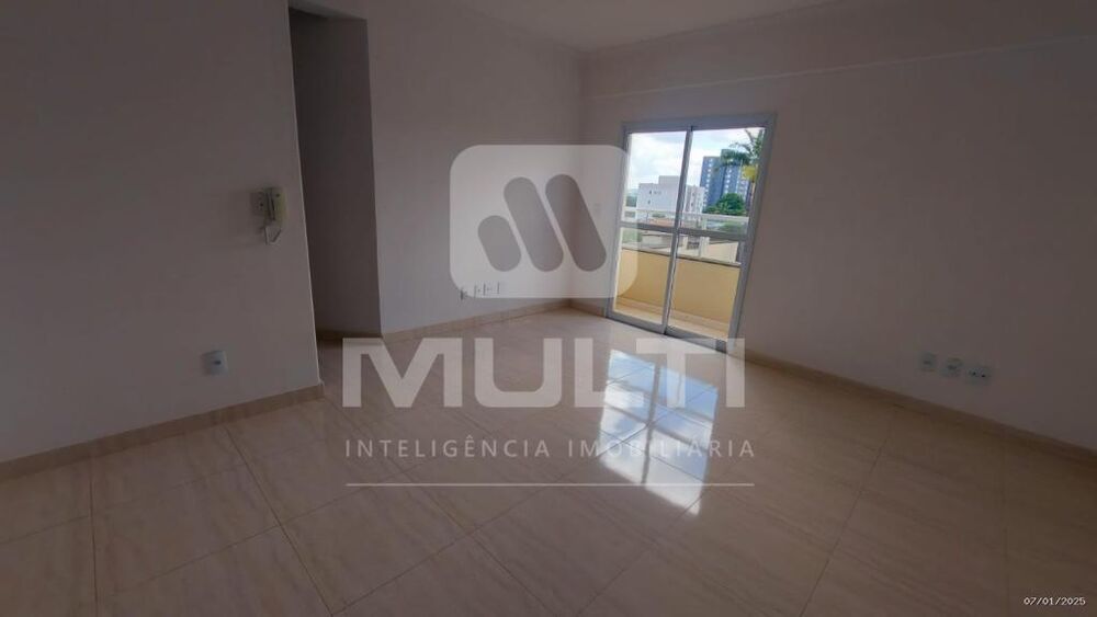 Apartamento à venda com 3 quartos, 94m² - Foto 1