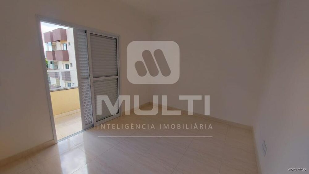 Apartamento à venda com 3 quartos, 94m² - Foto 8
