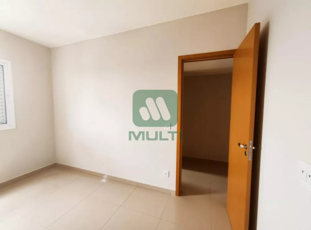 Apartamento à venda com 3 quartos, 94m² - Foto 4