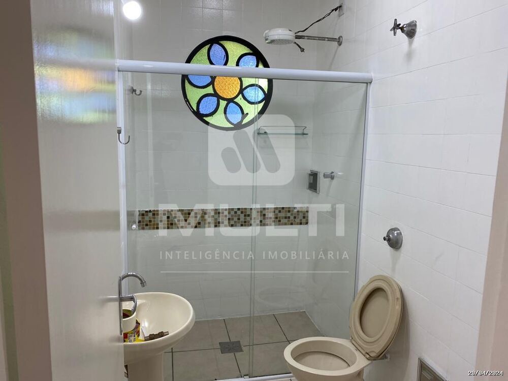 Casa à venda com 2 quartos, 90m² - Foto 8