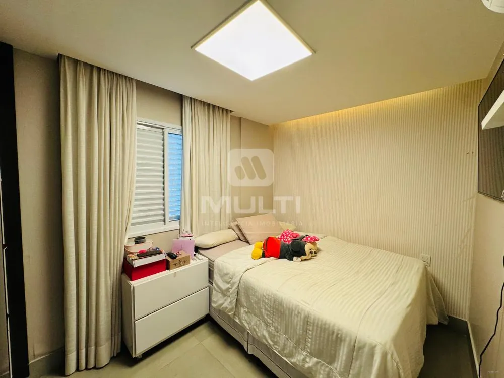 Cobertura, 3 quartos, 216 m² - Foto 6