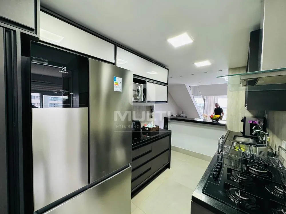 Cobertura, 3 quartos, 216 m² - Foto 7