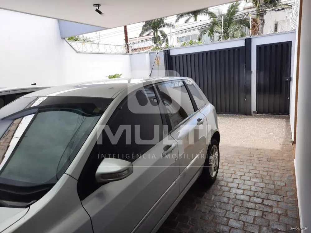 Casa, 3 quartos, 210 m² - Foto 1