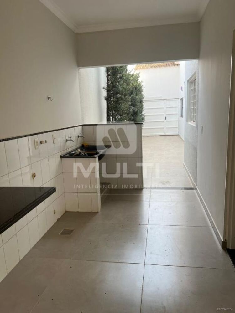 Casa, 3 quartos, 250 m² - Foto 13