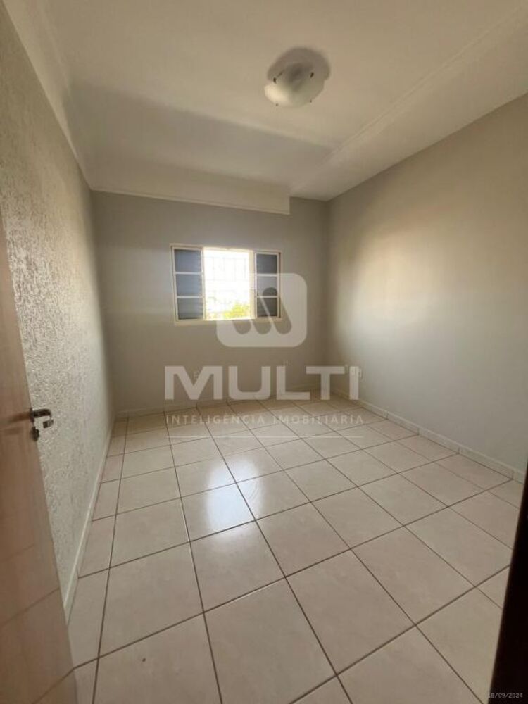 Casa, 3 quartos, 250 m² - Foto 17