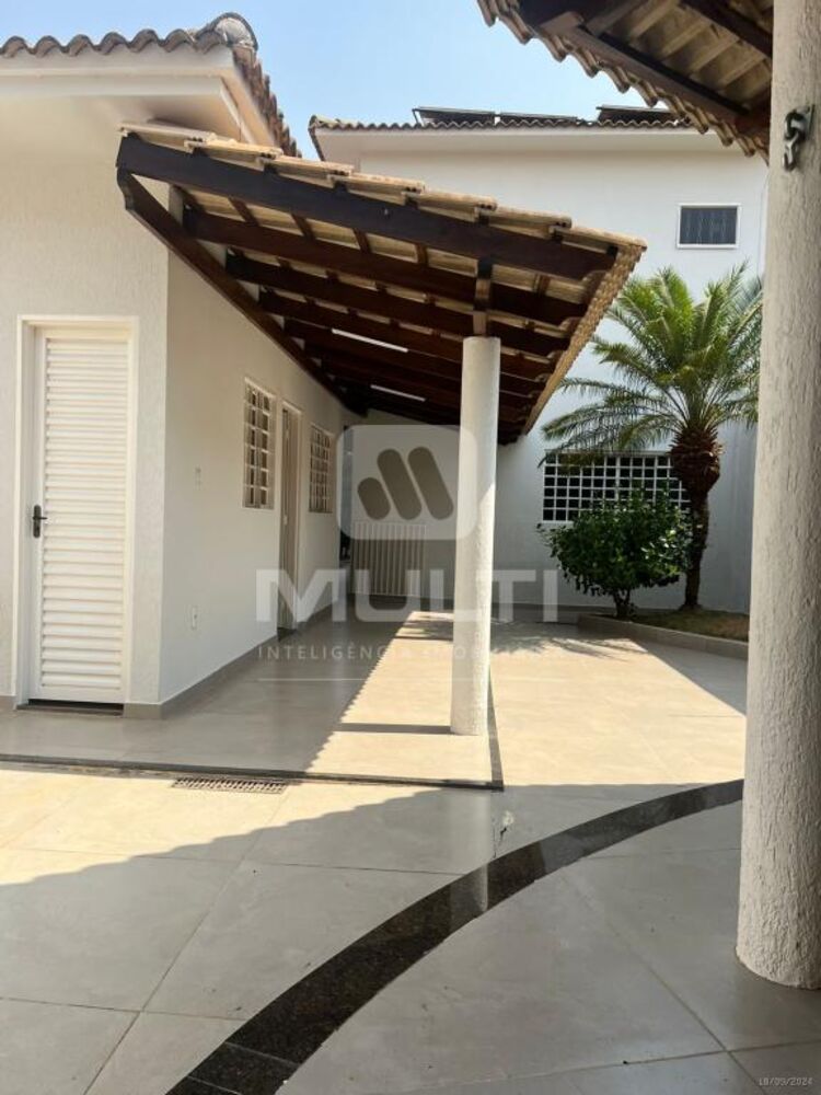 Casa, 3 quartos, 250 m² - Foto 16