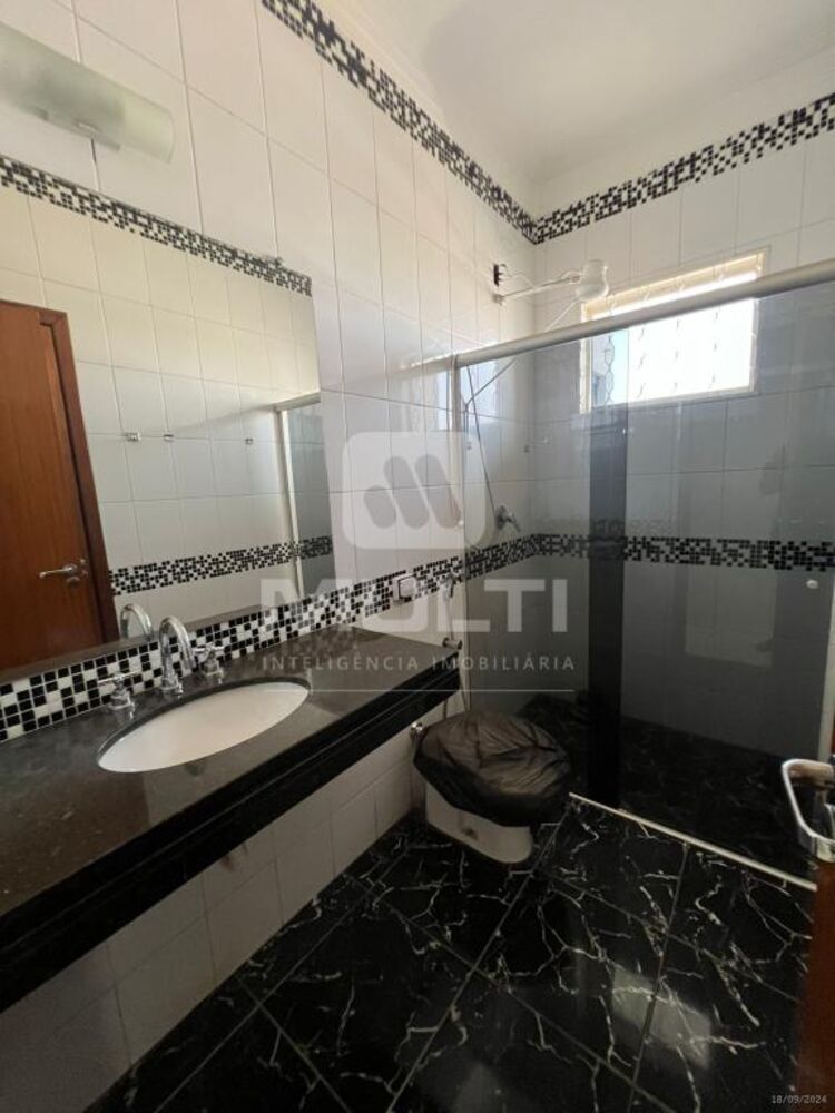 Casa, 3 quartos, 250 m² - Foto 19