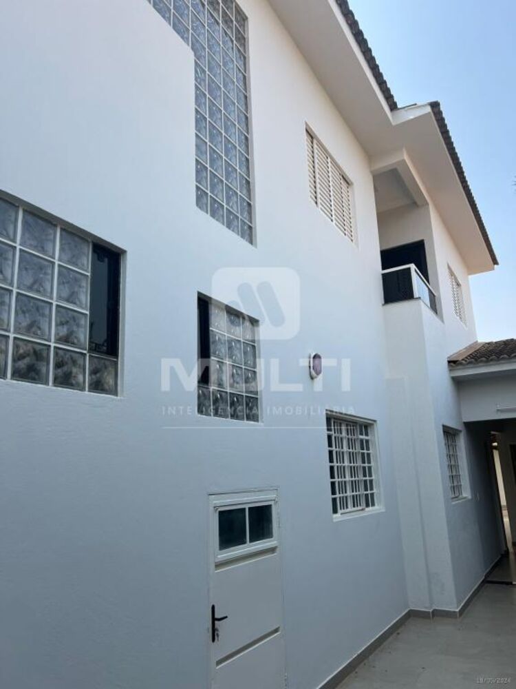 Casa, 3 quartos, 250 m² - Foto 3