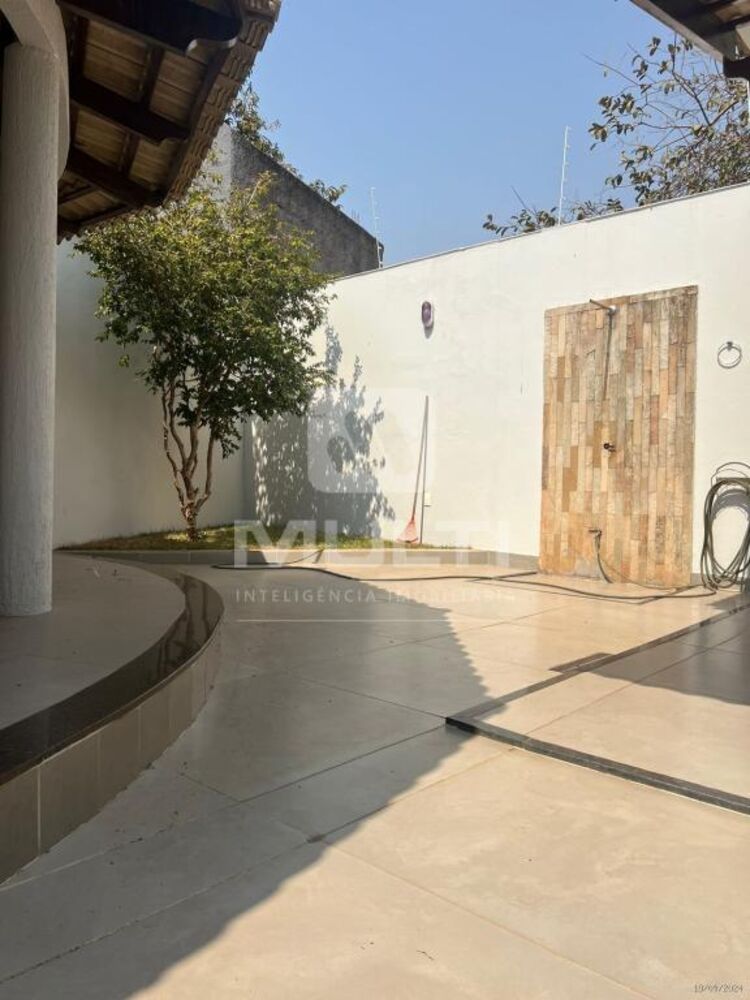 Casa, 3 quartos, 250 m² - Foto 20