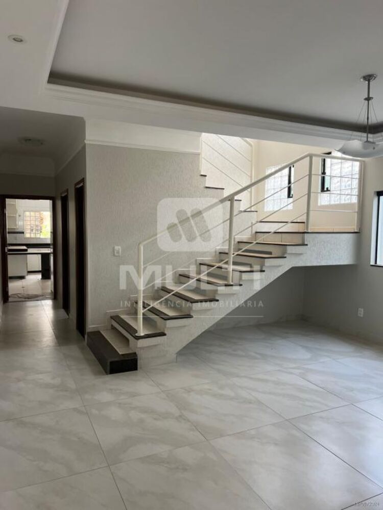 Casa, 3 quartos, 250 m² - Foto 23