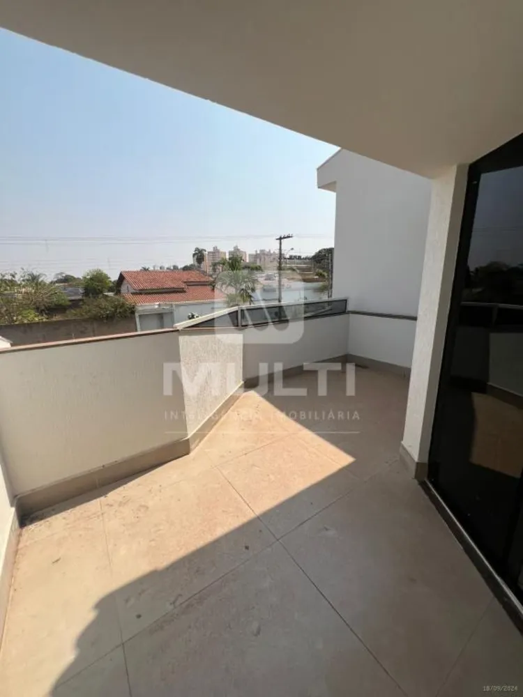 Casa, 3 quartos, 250 m² - Foto 9