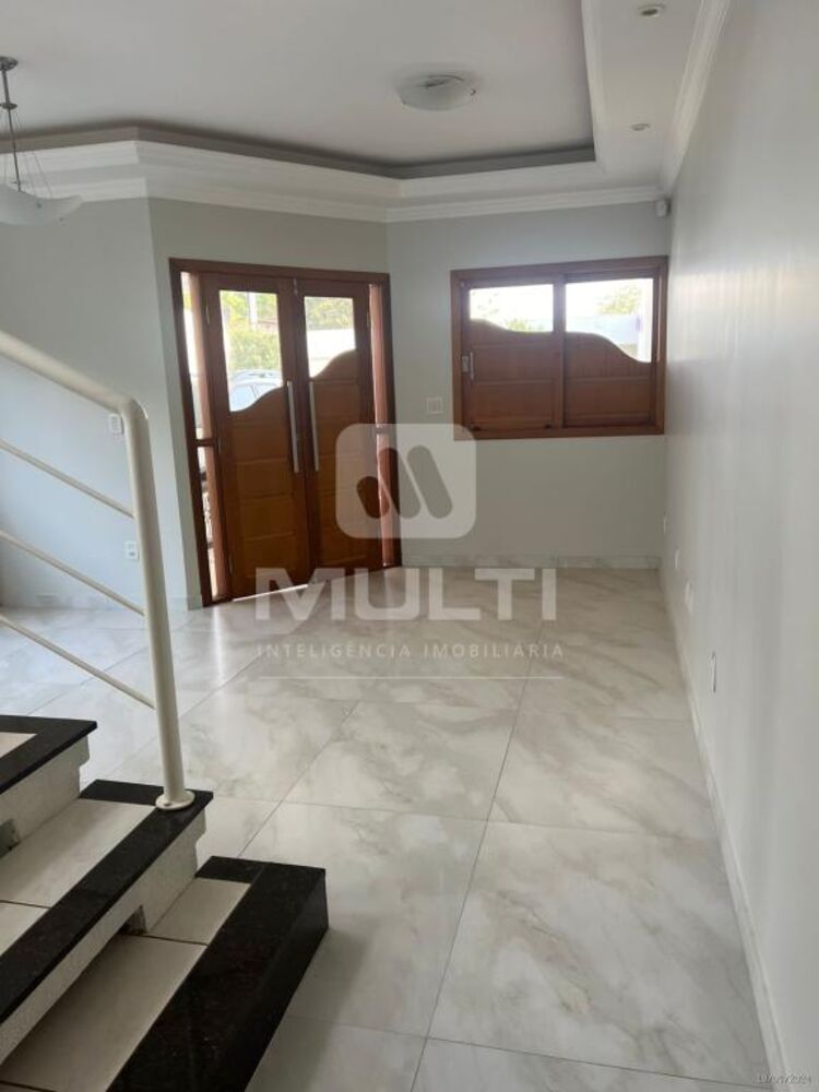 Casa, 3 quartos, 250 m² - Foto 9