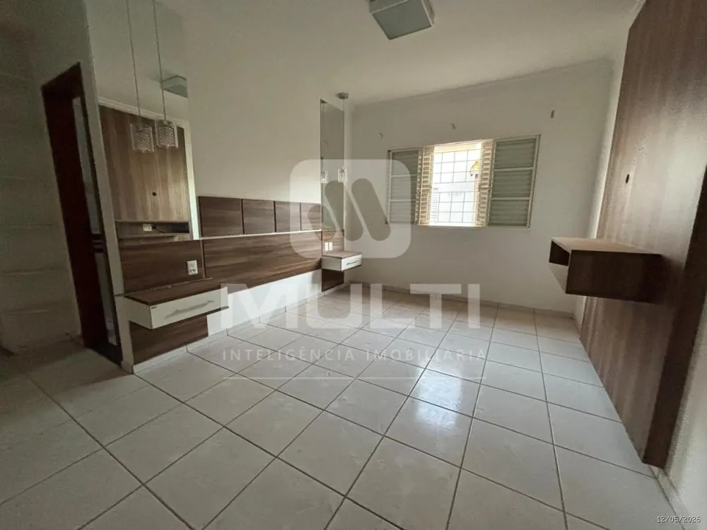 Casa, 4 quartos, 234 m² - Foto 9