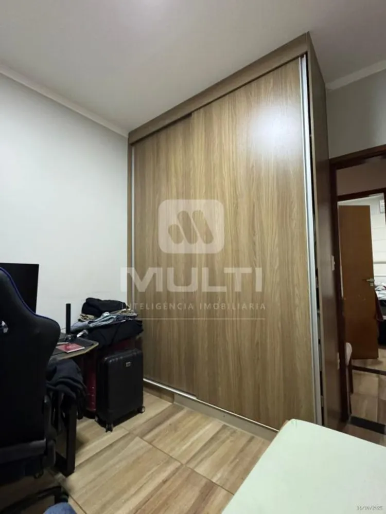 Casa, 3 quartos, 190 m² - Foto 1