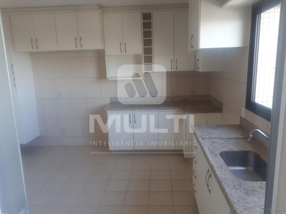 Apartamento, 3 quartos, 189 m² - Foto 17