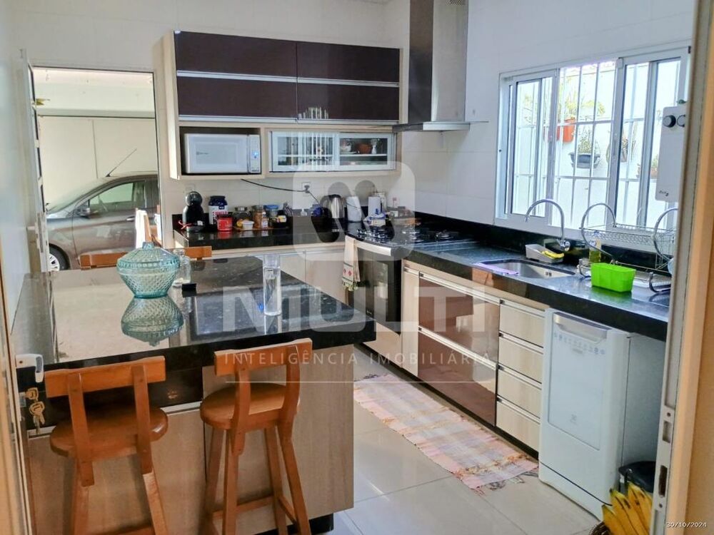 Casa, 5 quartos, 300 m² - Foto 17