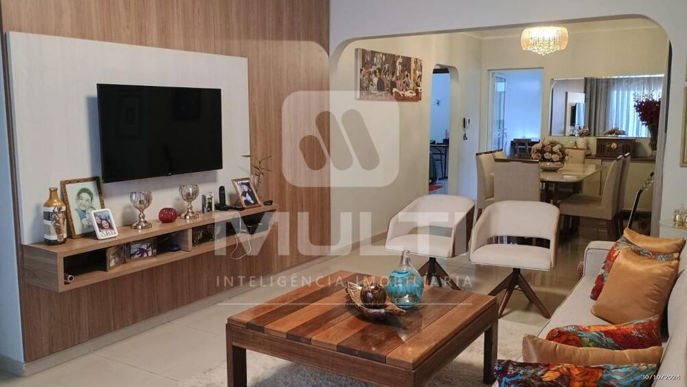 Casa, 5 quartos, 300 m² - Foto 4