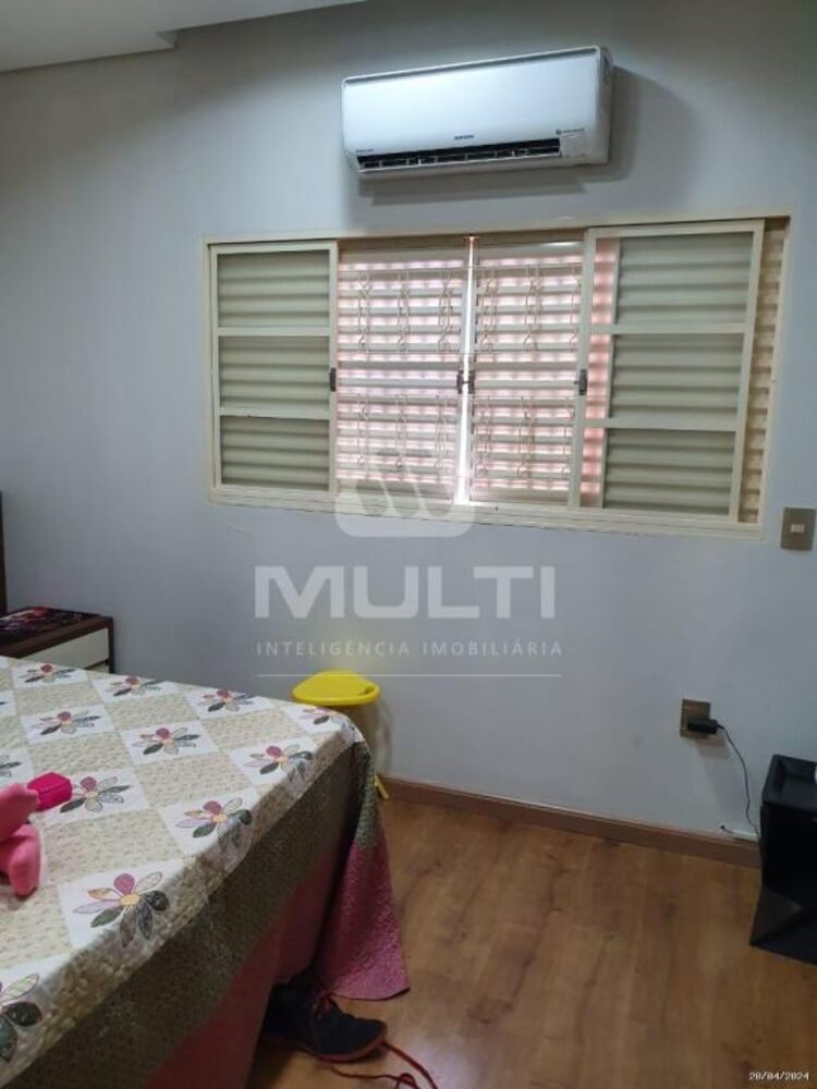 Casa, 4 quartos, 438 m² - Foto 26