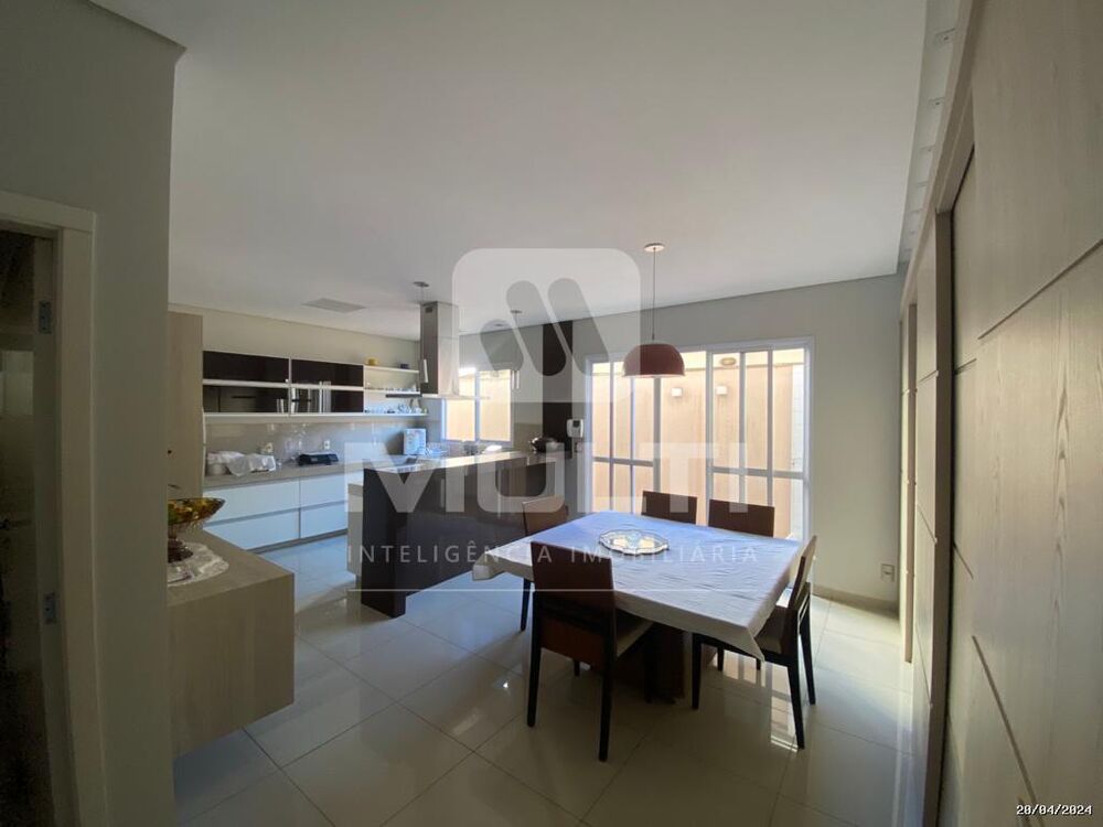 Casa, 4 quartos, 438 m² - Foto 11
