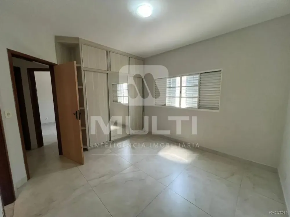 Casa, 3 quartos, 170 m² - Foto 2