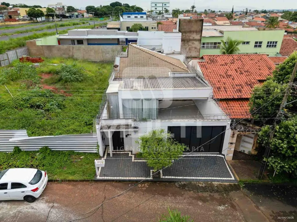 Casa, 3 quartos, 200 m² - Foto 12