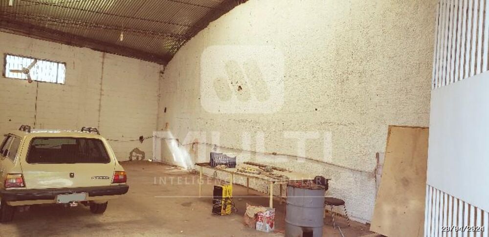 Casa, 1 quarto, 387 m² - Foto 3