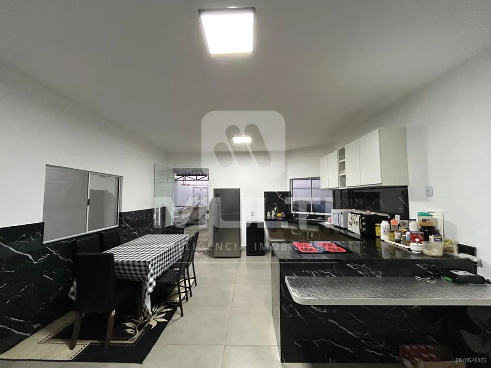 Casa, 3 quartos, 196 m² - Foto 4