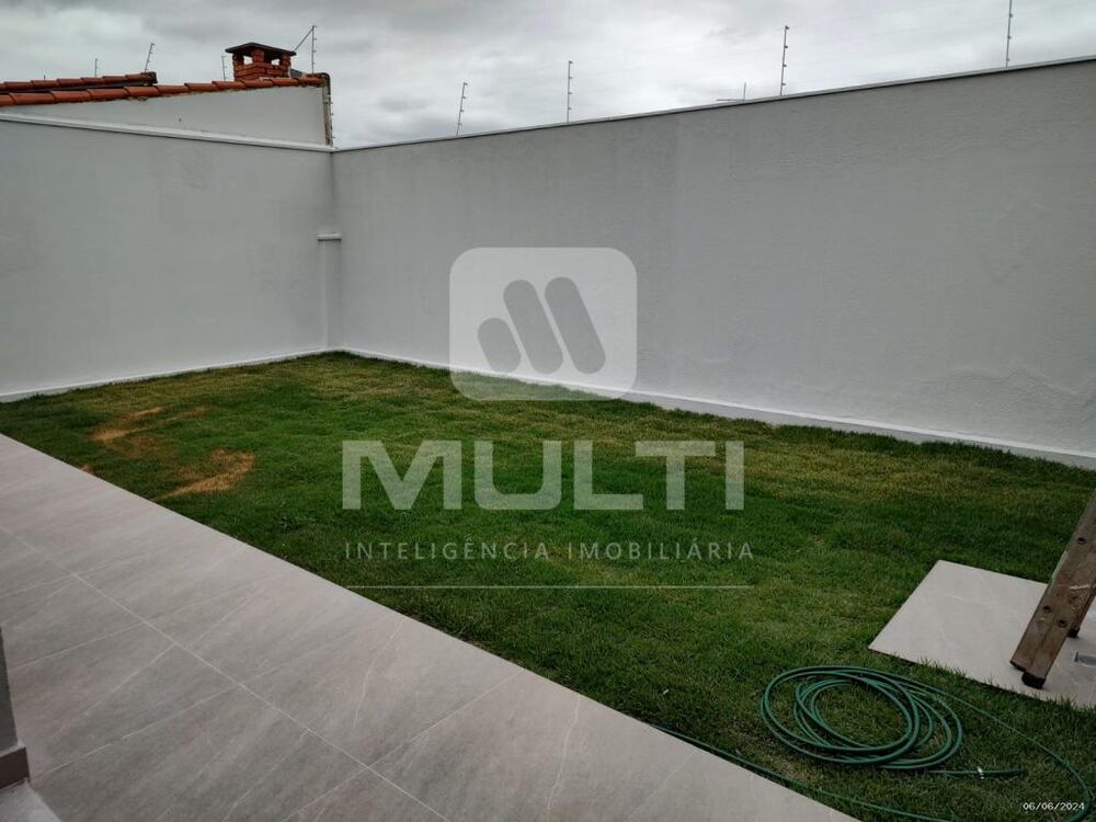 Casa, 4 quartos, 210 m² - Foto 3