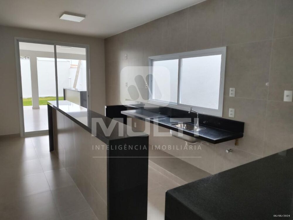 Casa, 4 quartos, 210 m² - Foto 9