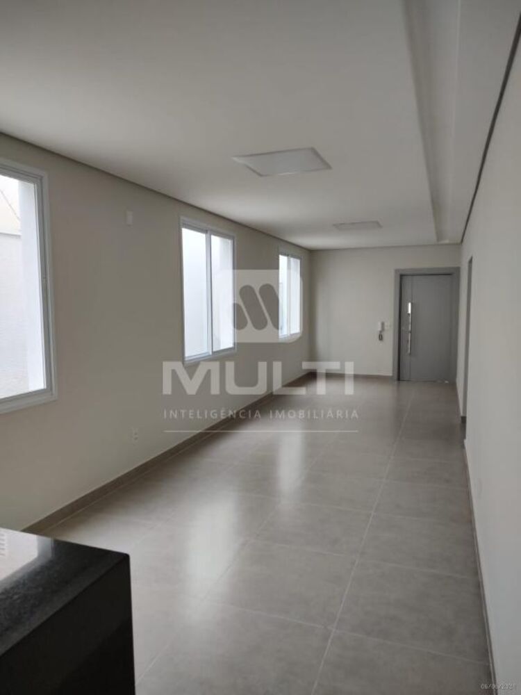 Casa, 4 quartos, 210 m² - Foto 4