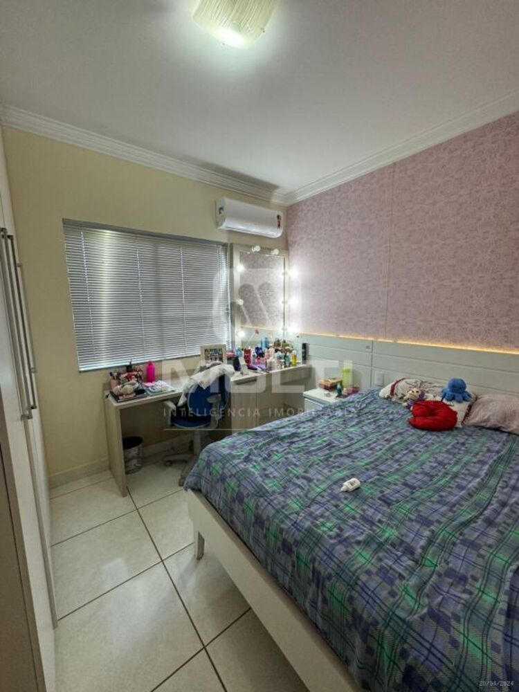 Casa, 3 quartos, 160 m² - Foto 1