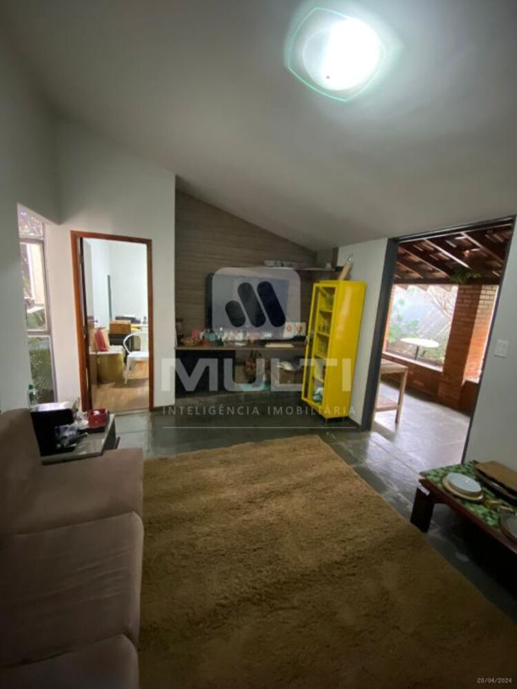 Casa, 3 quartos, 246 m² - Foto 10