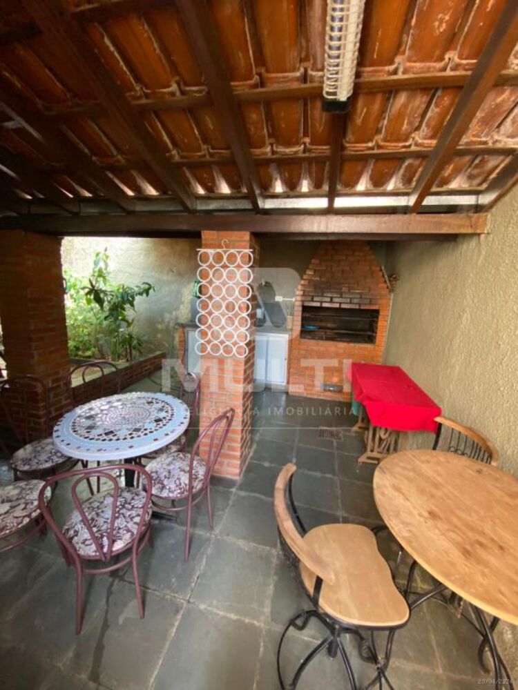 Casa, 3 quartos, 246 m² - Foto 9