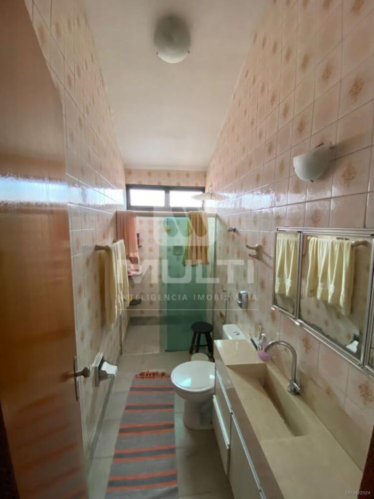 Casa, 3 quartos, 246 m² - Foto 23