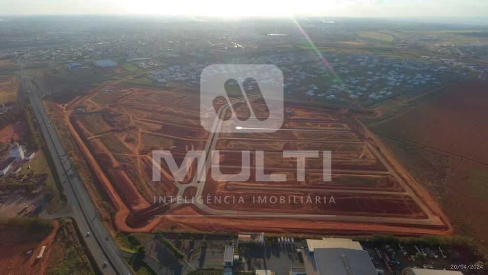 Terreno, 300 m² - Foto 3