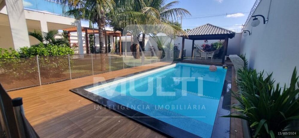 Casa, 3 quartos, 376 m² - Foto 1