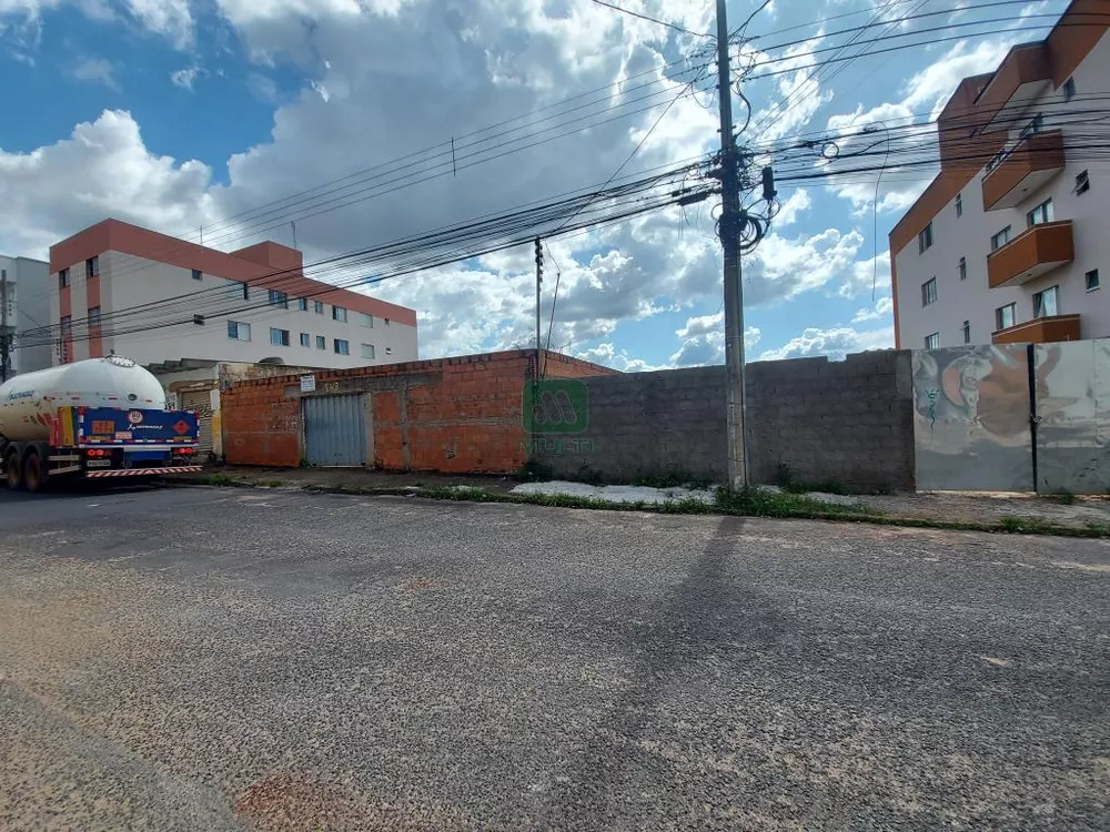 Loteamento e Condomínio à venda com 1 quarto, 1080m² - Foto 3