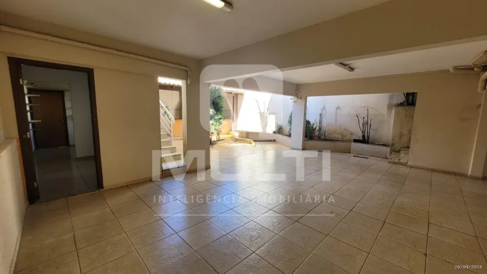 Casa, 4 quartos, 300 m² - Foto 2