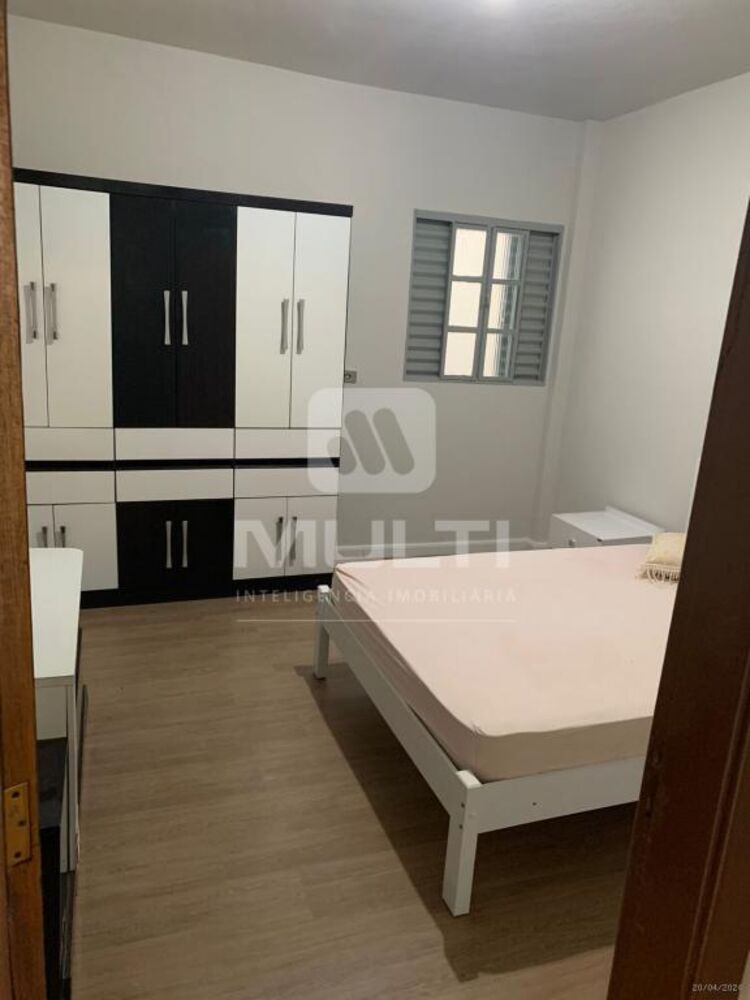 Casa, 5 quartos, 190 m² - Foto 1