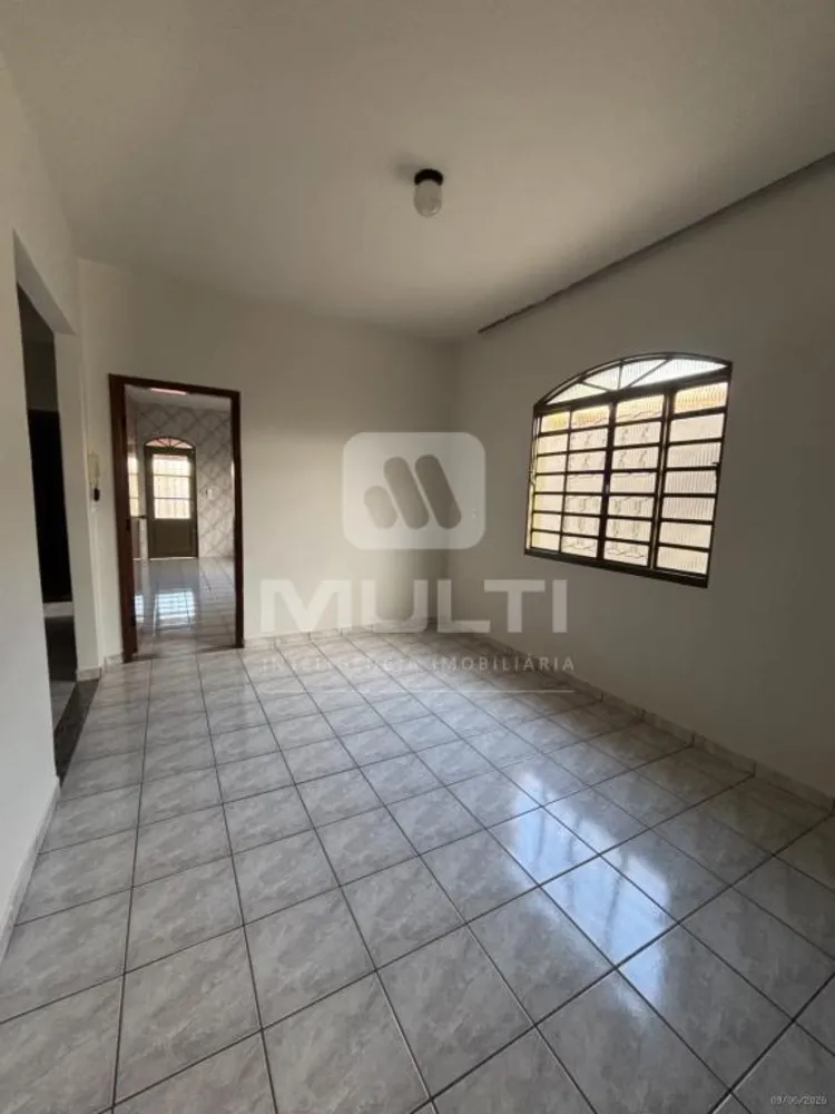 Apartamento, 1 quarto, 27 m² - Foto 1