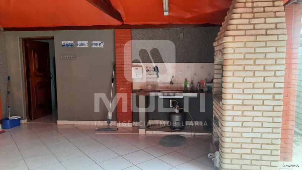 Casa, 4 quartos, 300 m² - Foto 28