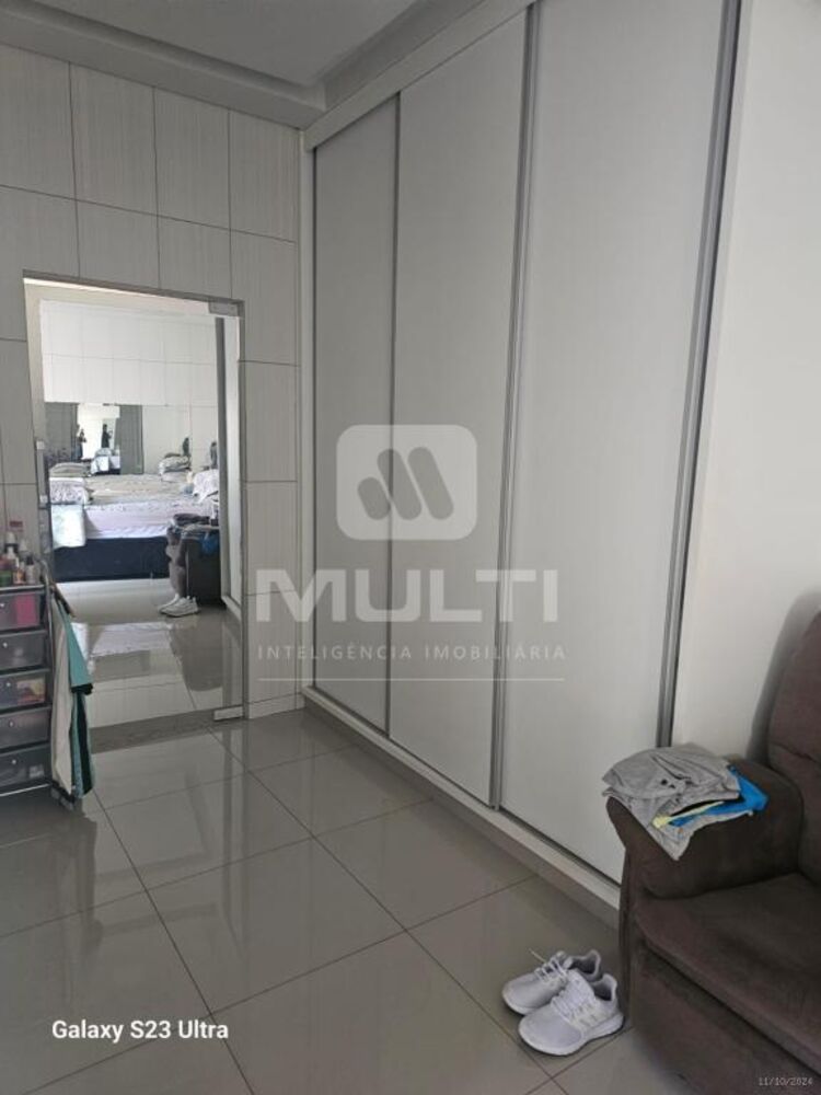Casa, 3 quartos, 200 m² - Foto 2