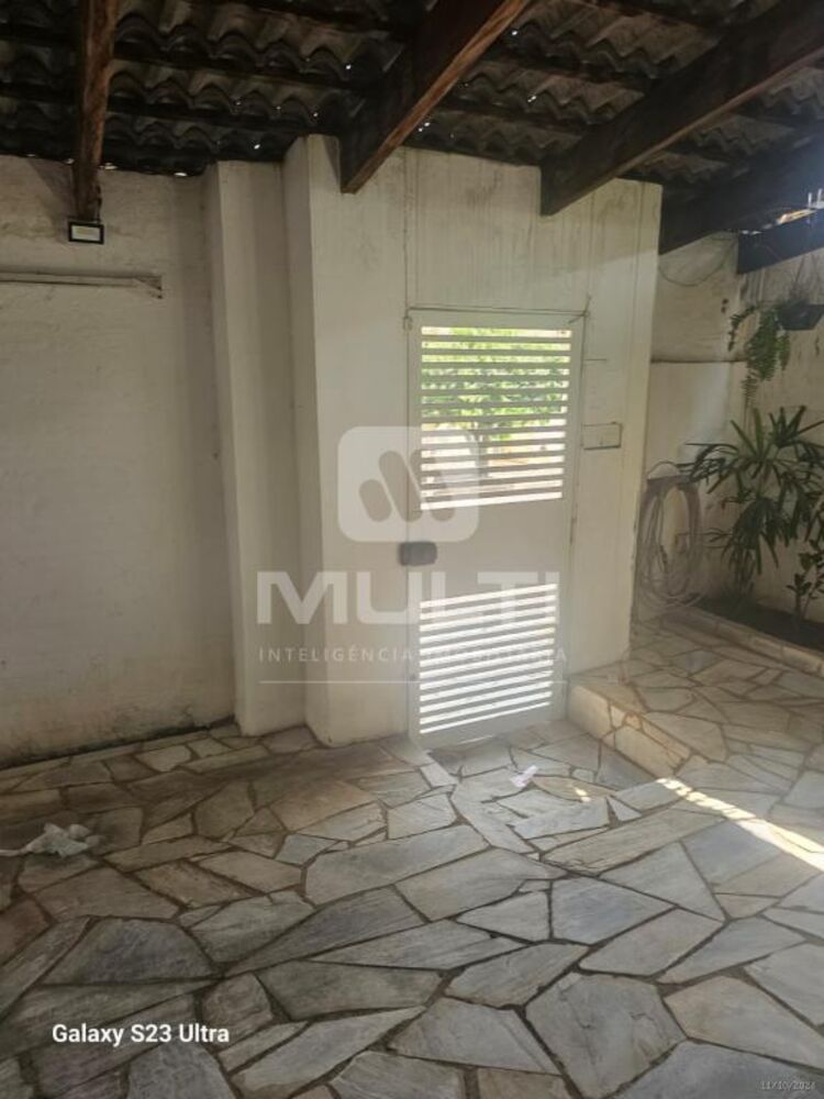 Casa, 3 quartos, 200 m² - Foto 1