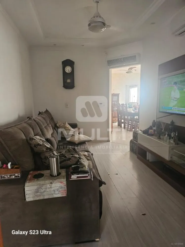 Casa, 3 quartos, 200 m² - Foto 1