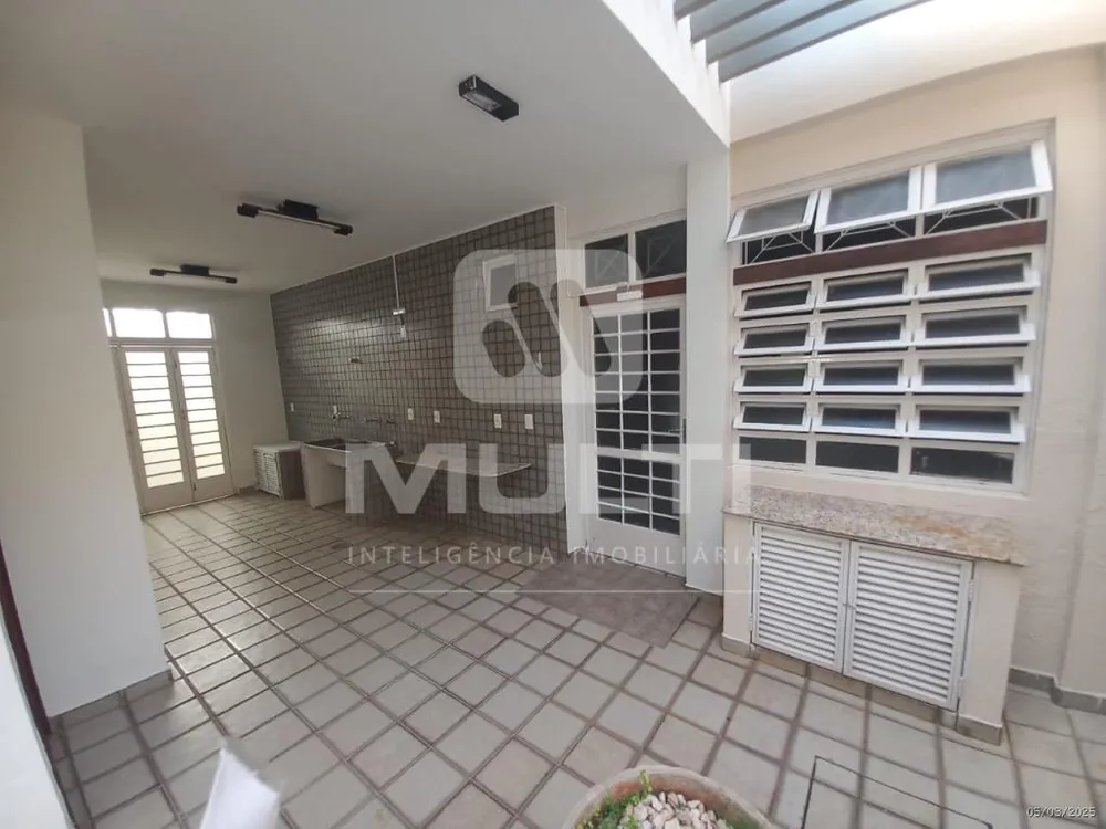 Casa, 3 quartos, 300 m² - Foto 8