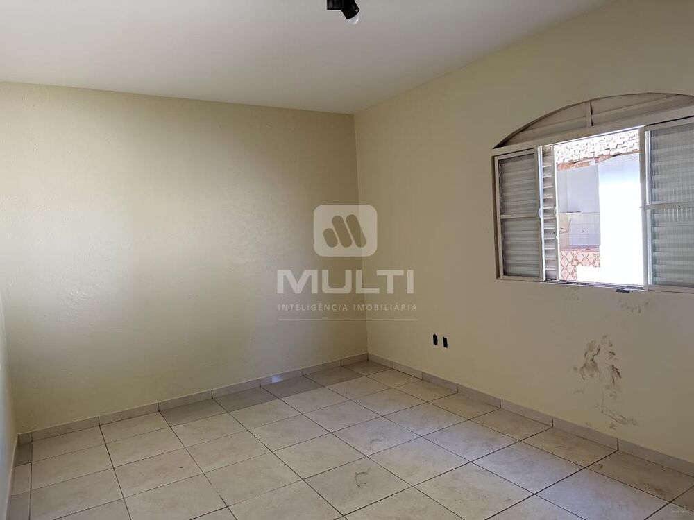 Casa, 3 quartos, 202 m² - Foto 3